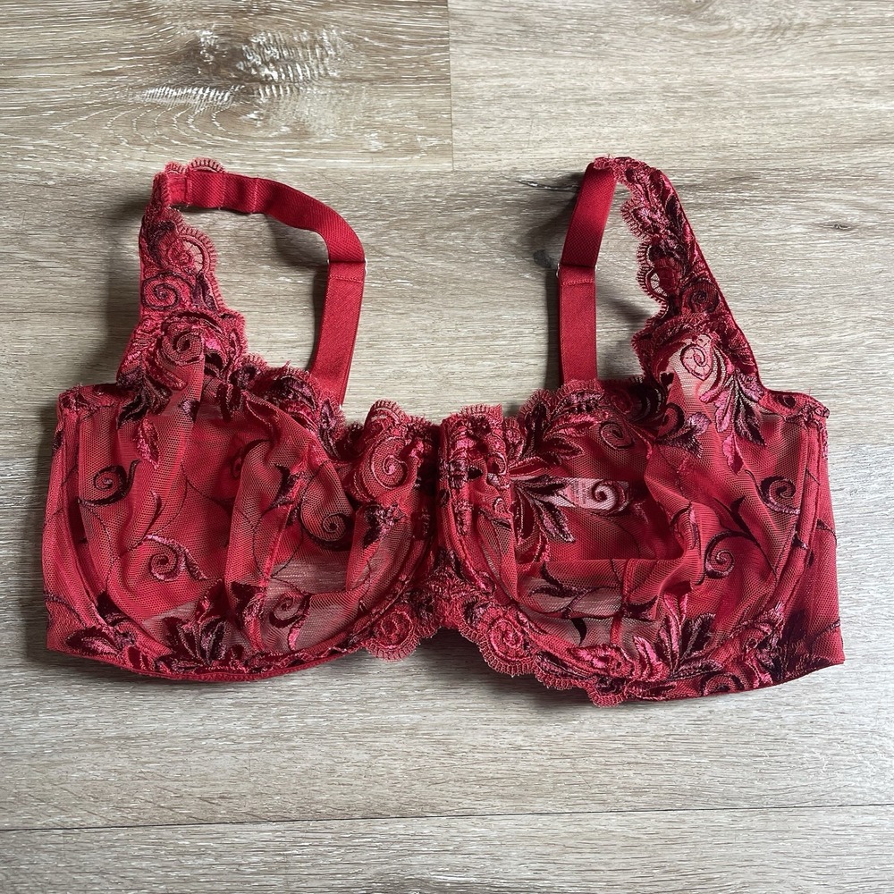 Soma Size 36DD Sensuous Lace Unlined Sheer Floral Underwire Bra Red EUC